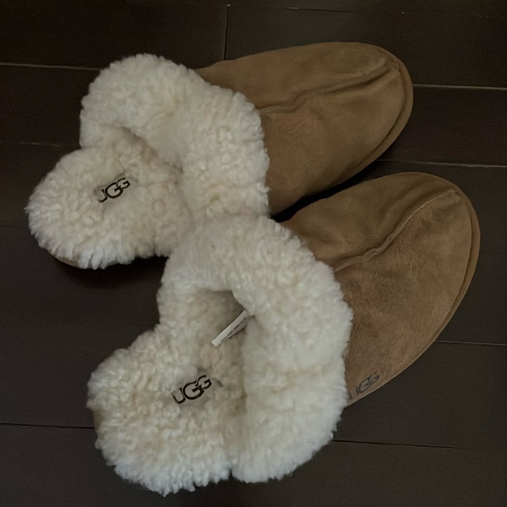 UGH SLIPPERS